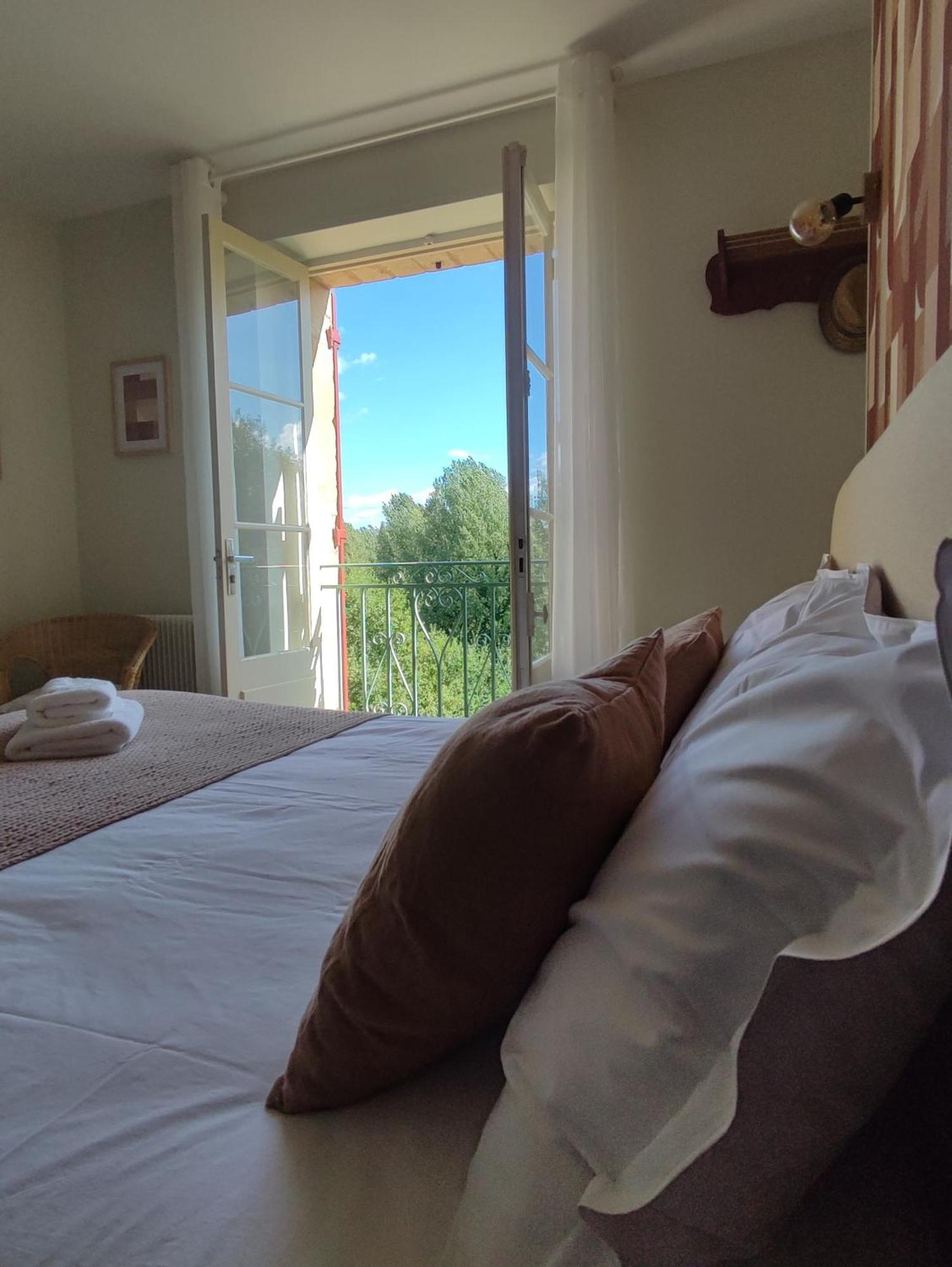 Le Clos Versailles Beynac Buitenkant foto